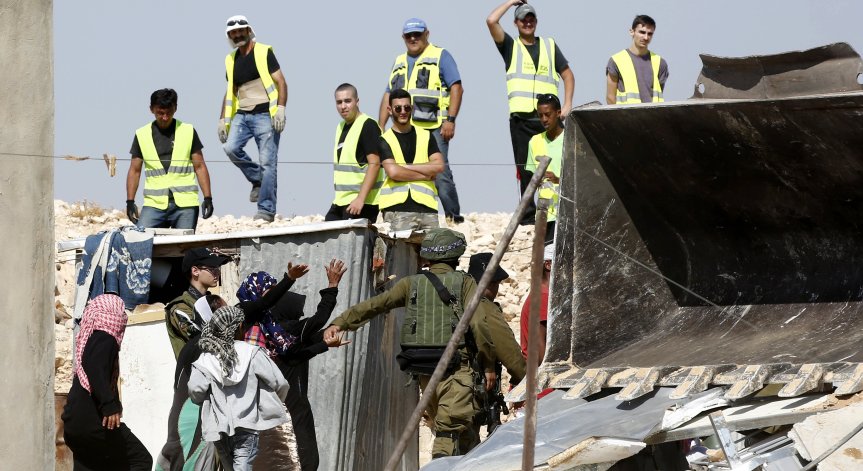 Израелският бизнес търси палестинци за работници на фона на войната