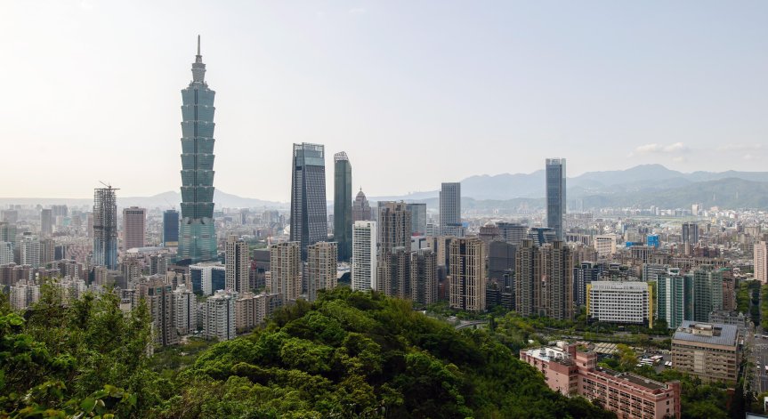 Местни власти проверяват последствията.