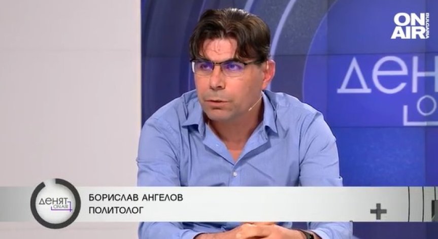 Политолог: С поведението си Йотова работи за връщане на модела 