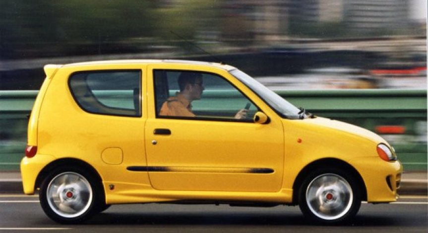 Автомобили с по-ниска цена от iPhone 11?