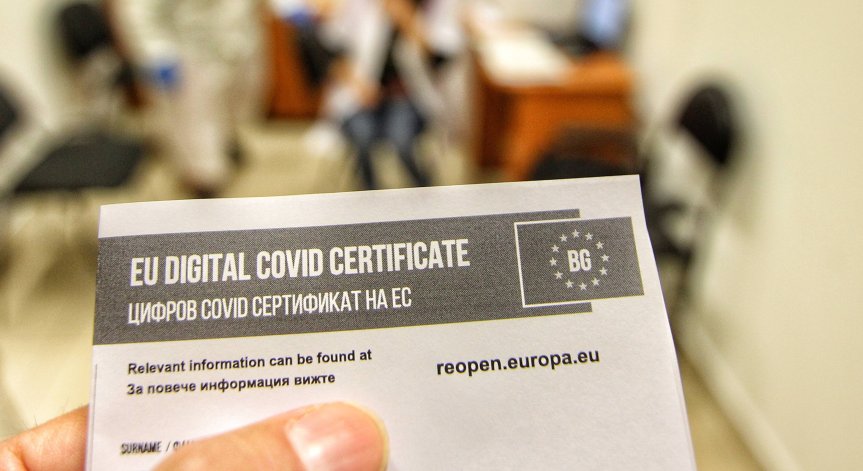 Със заповед на МЗ отпадат цветовите зони, които определяха правилата за влизане в България