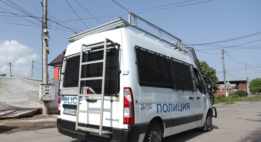 Шофьорът е задържан е за срок до 24 часа.