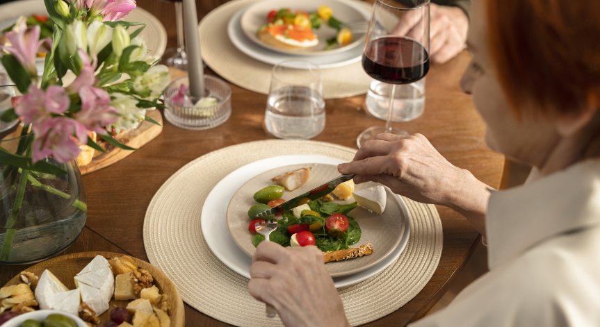 Вечерята преди 19 часа крие големи ползи за сърцето