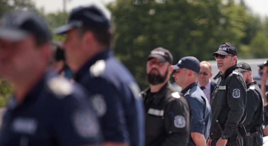 Румънец потроши 7 магазина в центъра на София