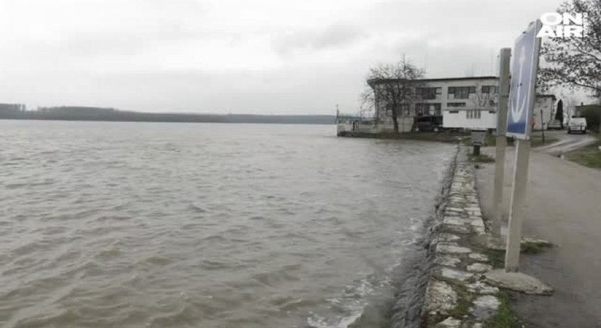 Сочените убийци на Венцислав Маринов остават в ареста