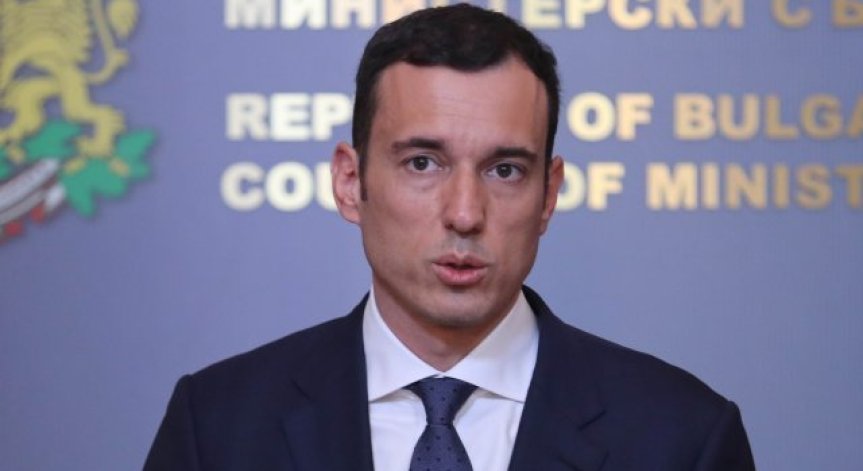 Терзиев: Тече мащабна акция по почистване на гробищните паркове