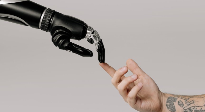 Хаос цари в OpenAI - Meta, Amazon и Google посягат смело към изкуствения интелект