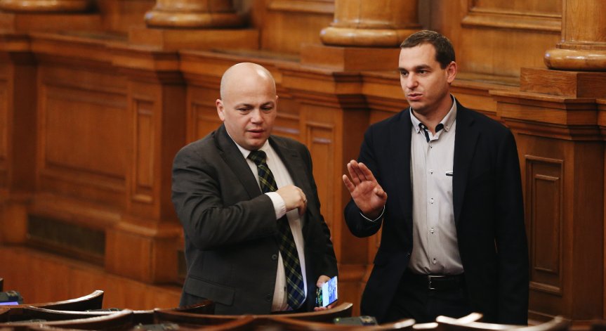 От БСП казаха защо не подкрепиха санкциите срещу Русия