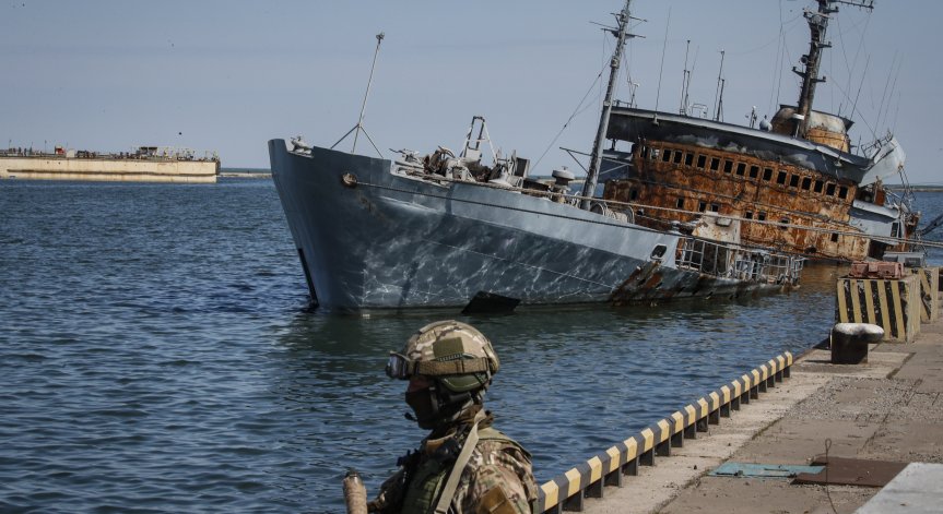 Русия отваря морски коридори, чуждестранните кораби ще напуснат пристанищата