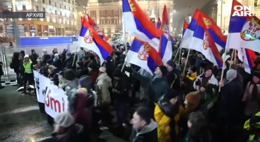 Белград очаква най-масовия протест срещу президента Вучич