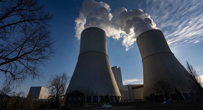 Русия спечели 93 млрд. евро от изкопаеми горива за 100 дни война