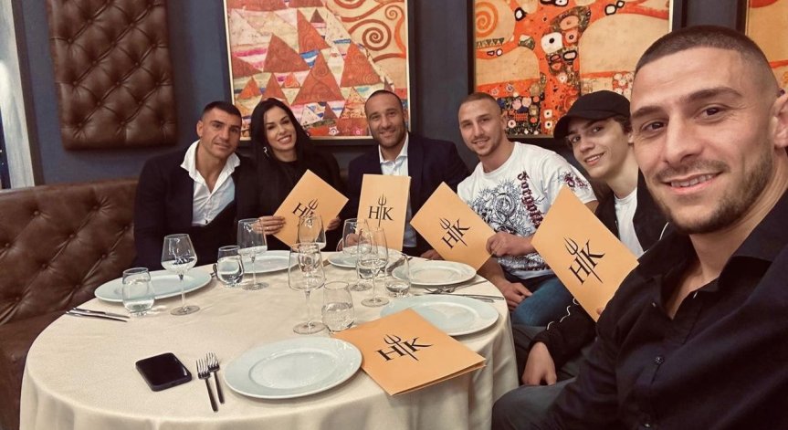 Звезди от SENSHI бяха VIP гости в Hell’s Kitchen България