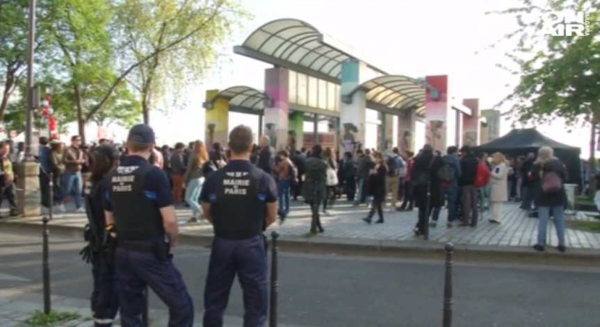 Евакуираха избирателна секция във Франция заради съмнения за бомба