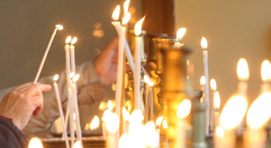 Акилина била млада девойка от Палестина, която се отказва да отрече християнството.