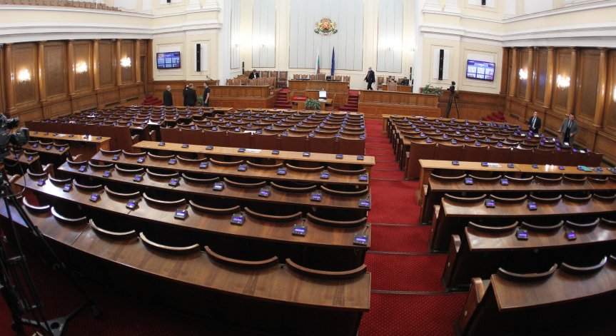 В последния работен ден преди Коледа - НС гледа промените в Изборния кодекс