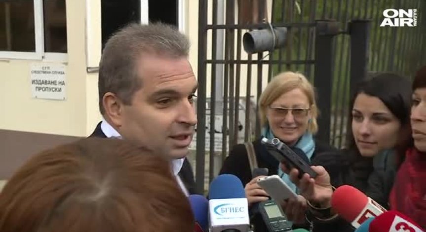 Гроздан Караджов с обвинение в източване на телеком