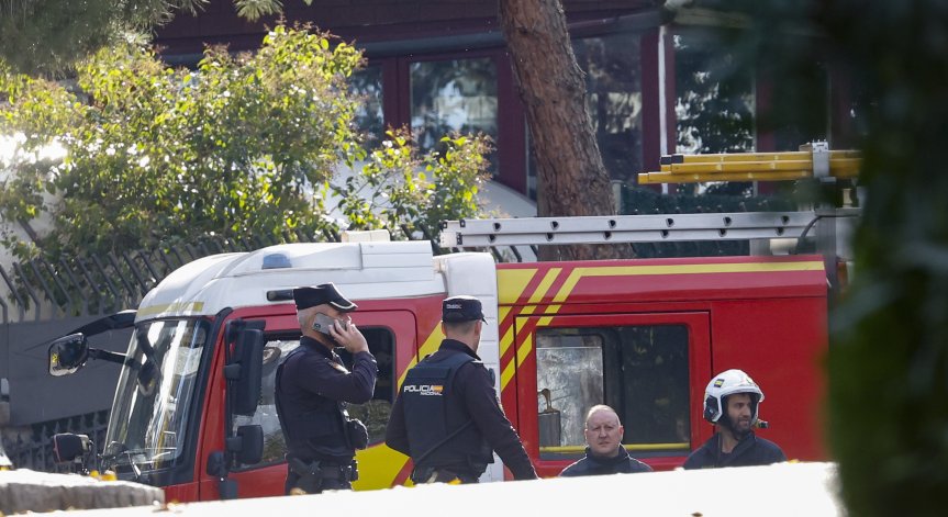 Експлозив в писмо избухна в посолството на Украйна в Мадрид