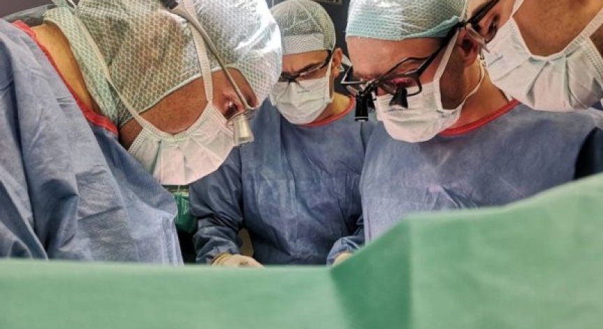 Български лекари извършиха две успешни трансплантации на черен дроб и бъбреци