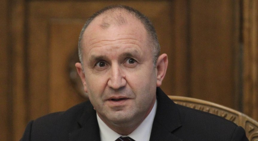 Радев: Борисов да защити честта на партията си и да се кандидатира за президент