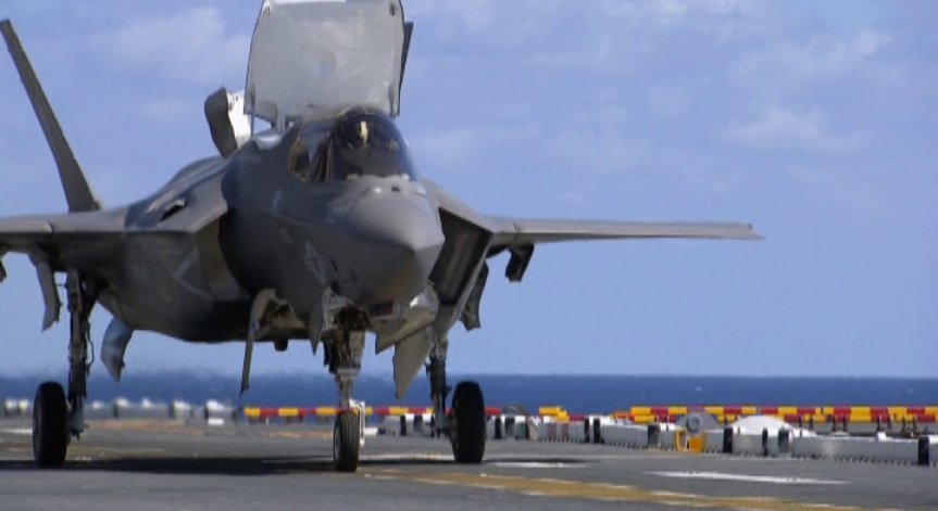 Морската пехота тества F35
