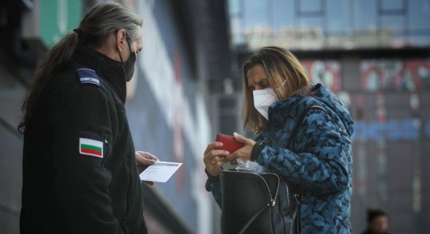 По-строги мерки в редица области у нас, вечерен час за учениците в Перник