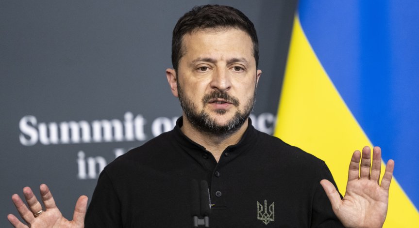 Зеленски: Няма ефект от ATACMS, без разрешение да поразяват летищата на Русия