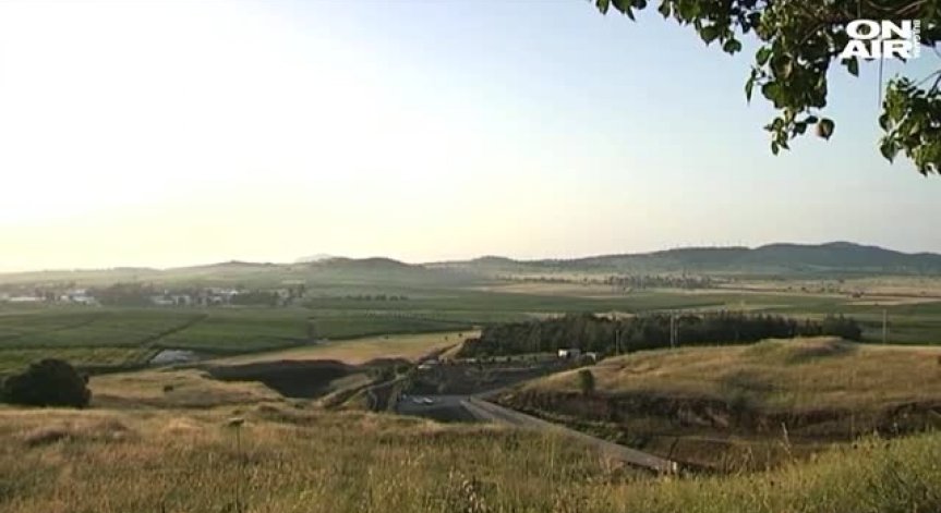 Израел с въздушни удари срещу Сирия, десет души са загинали