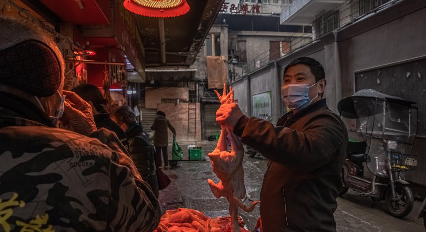 Китайски учен: Няма да разглеждаме версията, че Ковид-19 е изтекъл от лаборатория