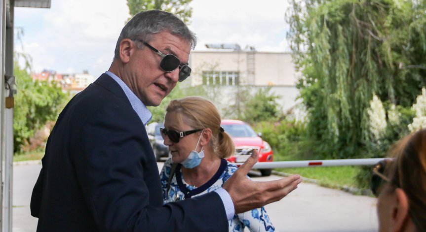 Oстава ли Бобоков на свобода срещу гаранция от 1 млн. лв.?