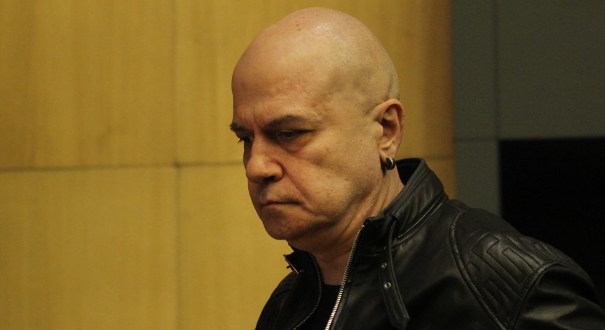 Слави Трифонов: ГЕРБ, БСП и ДПС показаха защо трябваше да върнем мандата