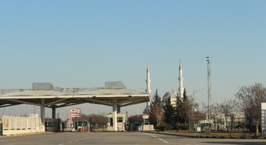 Прокуратурата обвини митничарка, превела ливанка незаконно през границата