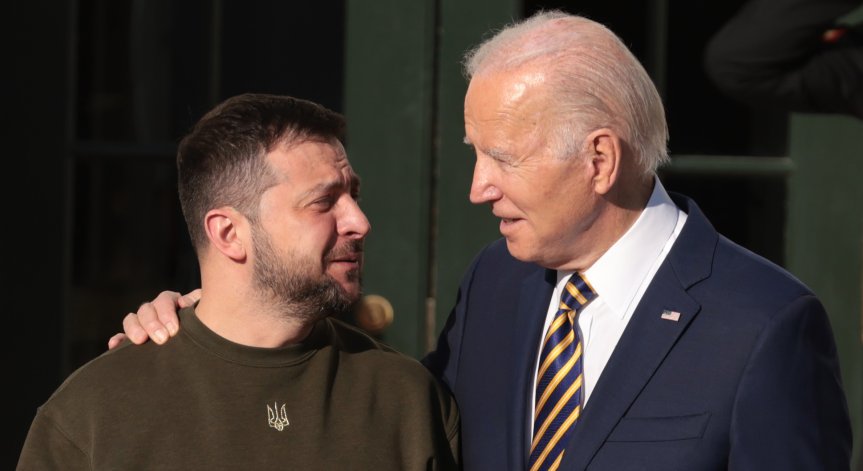 Байдън разписа указ за Patriot, ракети Stinger, бойни Bradley за Украйна за $400 млн.