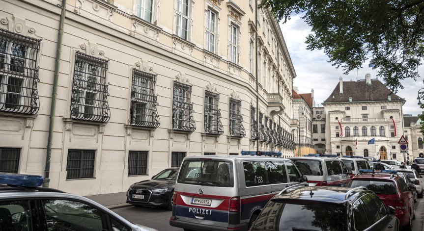 Екоактивисти блокираха Виена и образуваха километрични задръствания