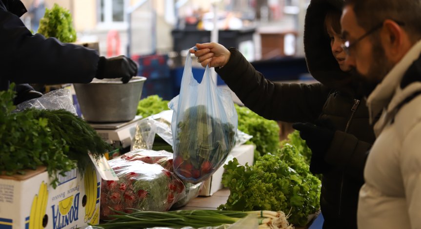 Полицейска акция в няколко области у нас, униформените атакуват зеленчуковите борси
