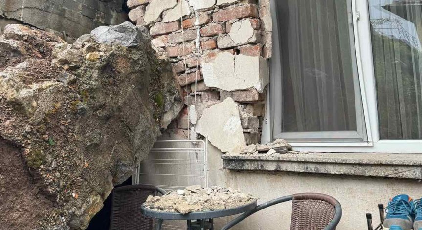 Кметът призова жителите на квартала да бъдат внимателни.