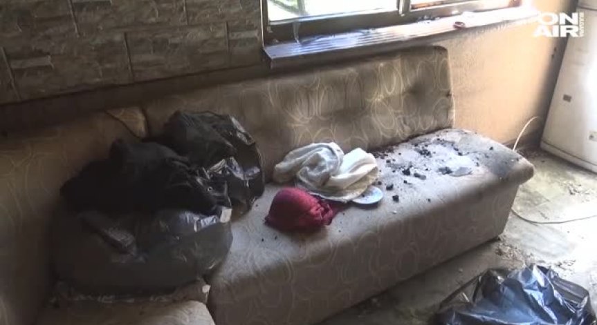 Пожар унищожи дома и спестяванията на семейство в Пловдив