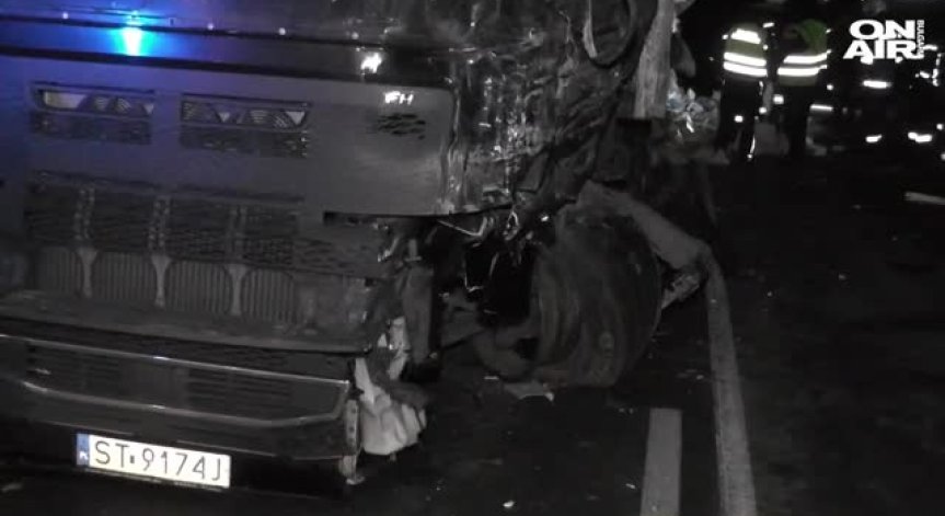 Тежка катастрофа затвори движението на Прохода на Републиката