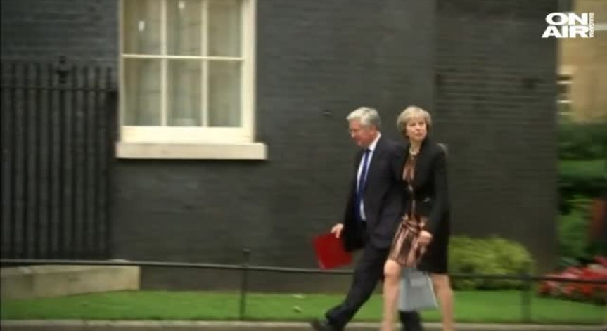 Тереза Мей и министрите й ще разискват как Великобритания да напусне ЕС