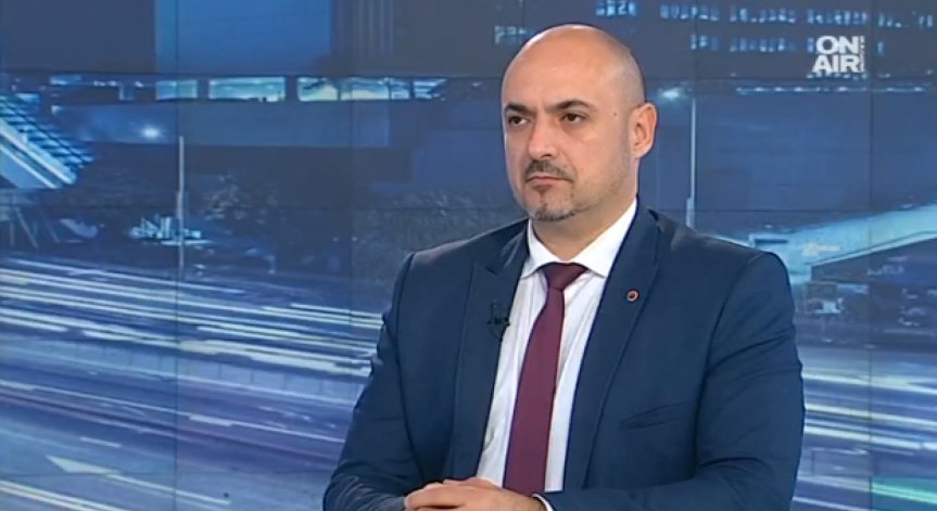 Патриот: Конфликтът с Гърция е основна пречка пред Македония за НАТО и ЕС