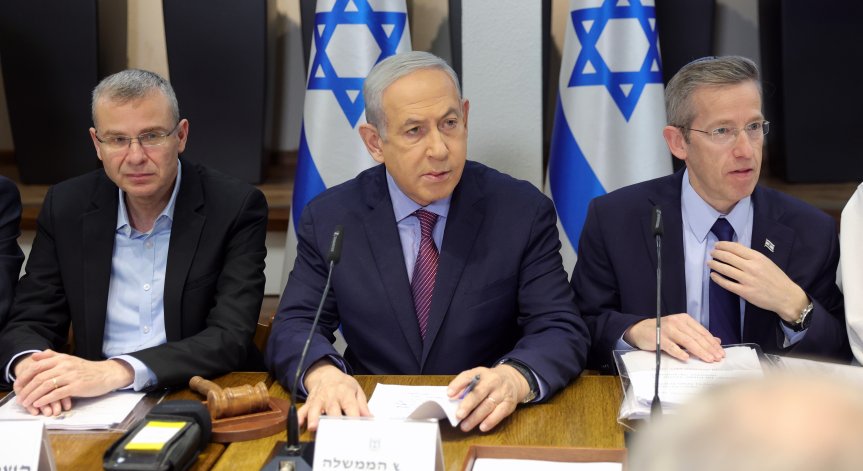 Правителството на Нетаняху оцеля след вот на недоверие