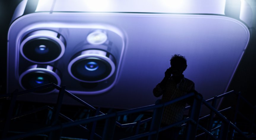 Доставките на смартфони са в невиждана криза за пръв път от 2013 г. насам