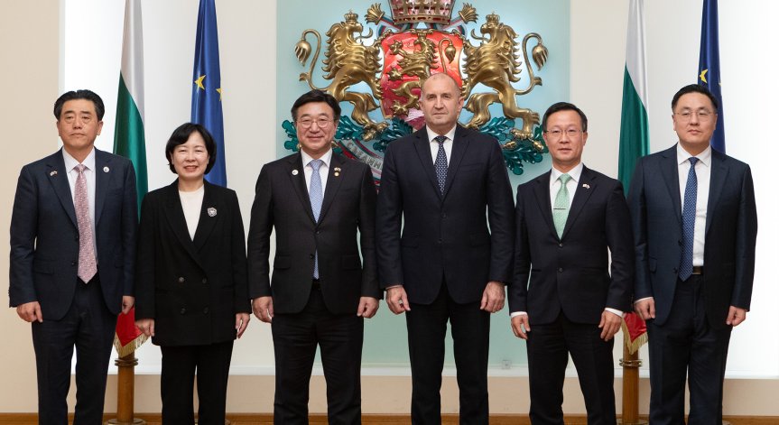 Радев: България и Република Корея могат да си сътрудничат в е-управлението, AI, сигурността