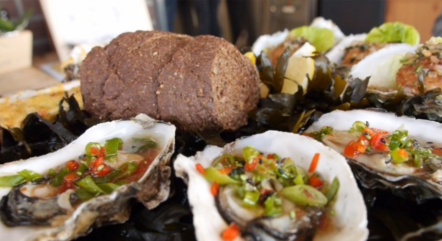 По пътя на най-скъпата мида в света и как се прави бира от шоколад 