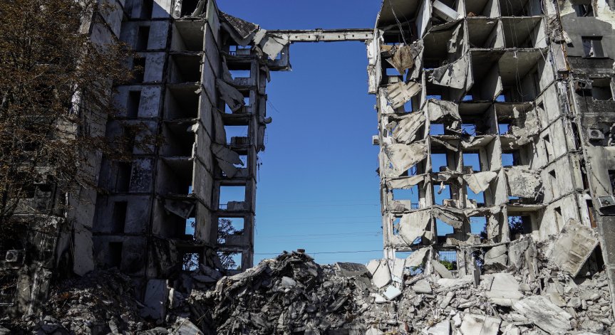 Най-малко 11 загинали и 18 ранени цивилни украинци при руски обстрел, сред тях и 15-годишен