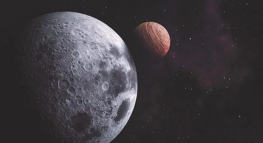 Китай и Русия планират изграждане на лунна космическа станция