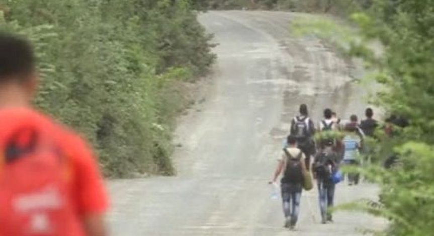 Полша отказва да приема имигранти по квотите на ЕС след атаките в Париж