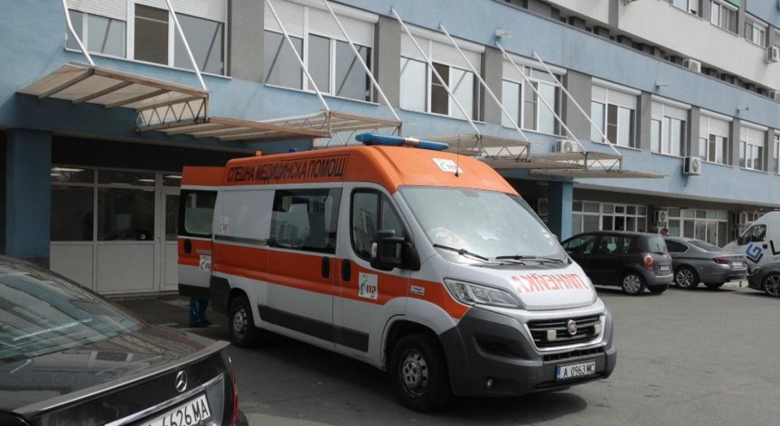 Тялото на детето е откарано за аутопсия.