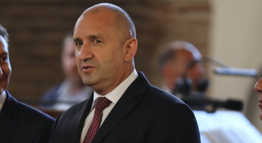 Радев наложи вето и върна в парламента закона за шефа на ДАНС