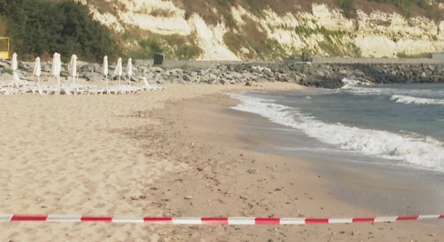 62-годишен мъж се удави на неохраняем плаж в Бургас