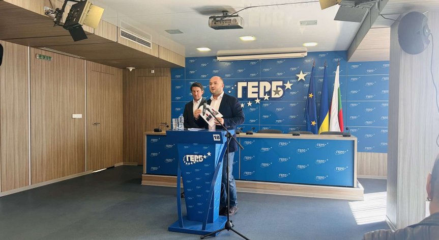 ГЕРБ-СДС с позиция срещу столичния кмет.